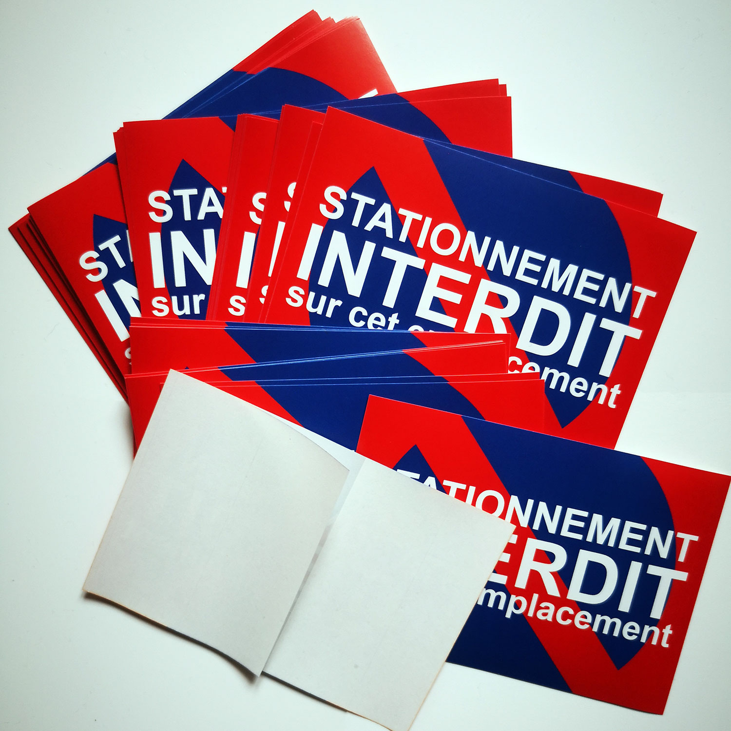 autocollants de stationnement interdit