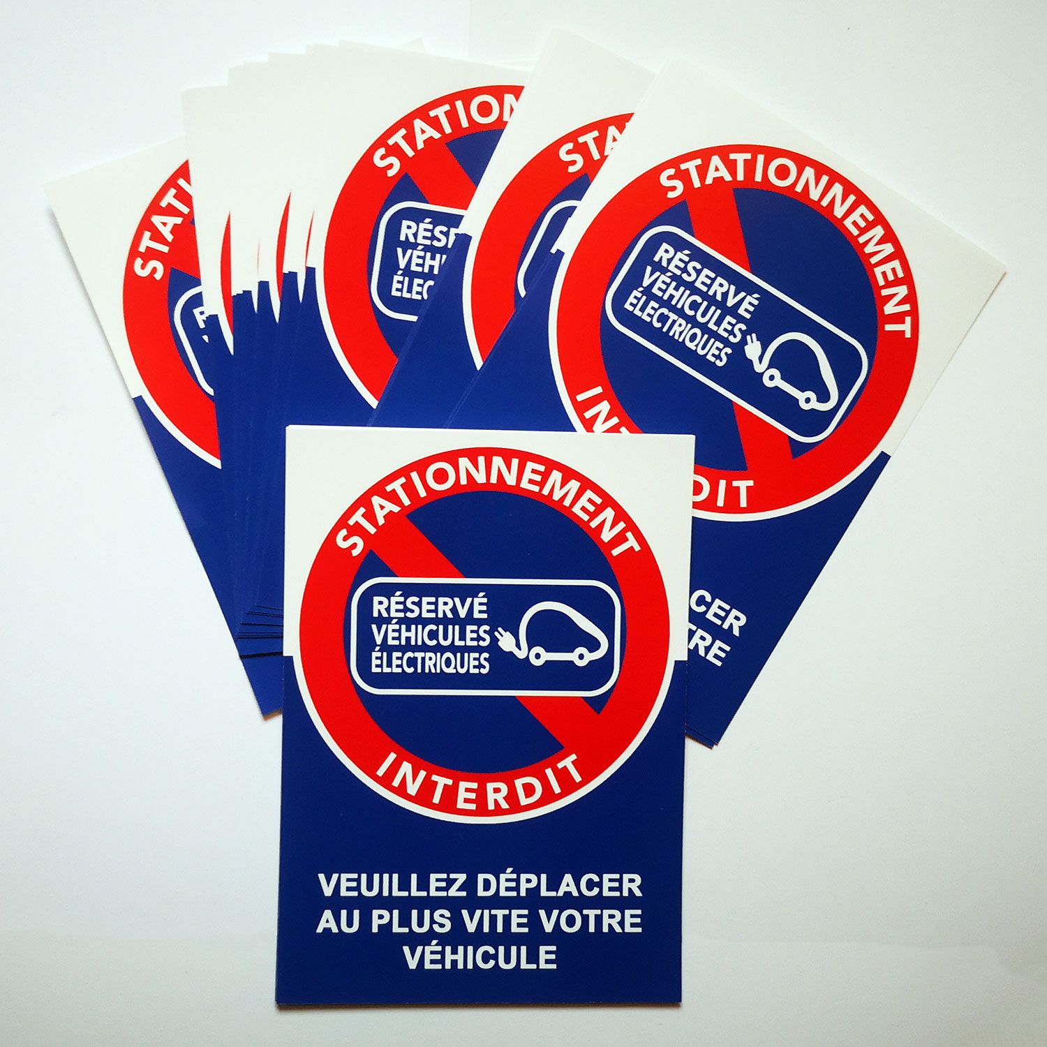 Autocollants stationnement interdit réservés véhicules électriques. Par 10