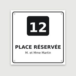 Panneau aluminium place réservée avec numéro, aperçu du modèle en 30 × 30 cm